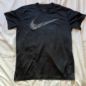 Black Nike DriFit Shirt barely worn